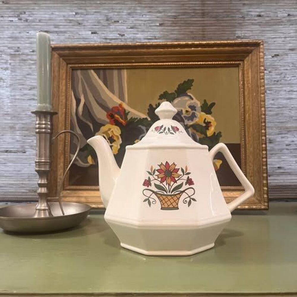 Vintage Homer Laughlin Teapot - Bayberry Pattern (MCM Dover Ironstone)